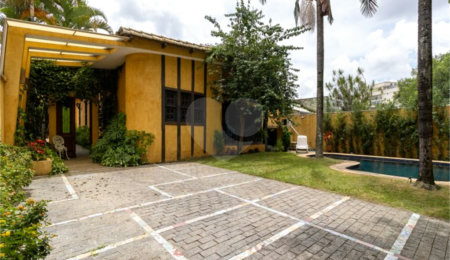 Casa à venda ou para alugar com 4 quartos, sendo 3 suítes,  em Lapa, São Paulo, SP