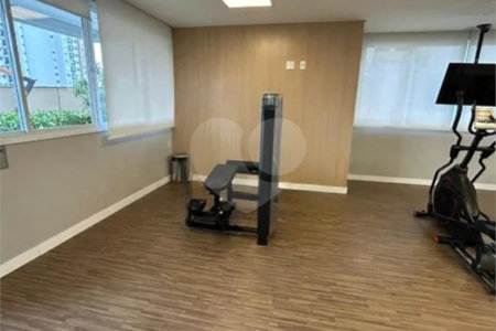 Apartamento à venda com 2 quartos, sendo 1 suíte,  em Quarta Parada, São Paulo, SP