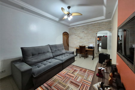 Sobrado à venda com 3 quartos, sendo 1 suíte, em Jardim Sarah, São Paulo, SP