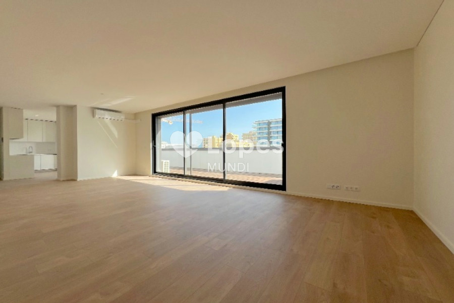 APARTAMENTO RESIDENCIAL em Porto - PT, Matosinhos