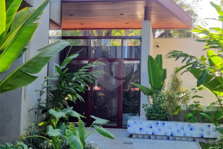 Casa à venda com 3 suítes no condomínio Casa Jardim Campo Belo, São Paulo - SP