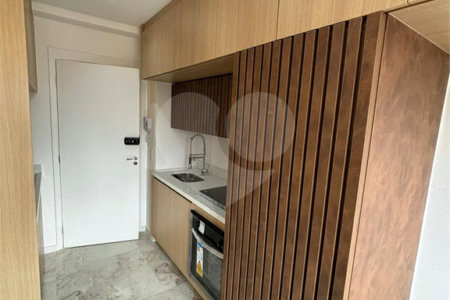 Studio à venda ou para alugar com 1 suíte em Vila Pompéia, São Paulo, SP