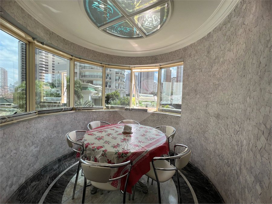 Apartamento à venda com 4 quartos, sendo 2 suítes, em Jardim Anália Franco, São Paulo, SP