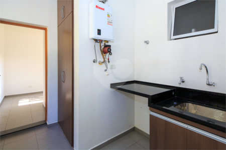 Casa Térrea à venda com 3 quartos, sendo 1 suíte, em Alto da Boa Vista, São Paulo, SP