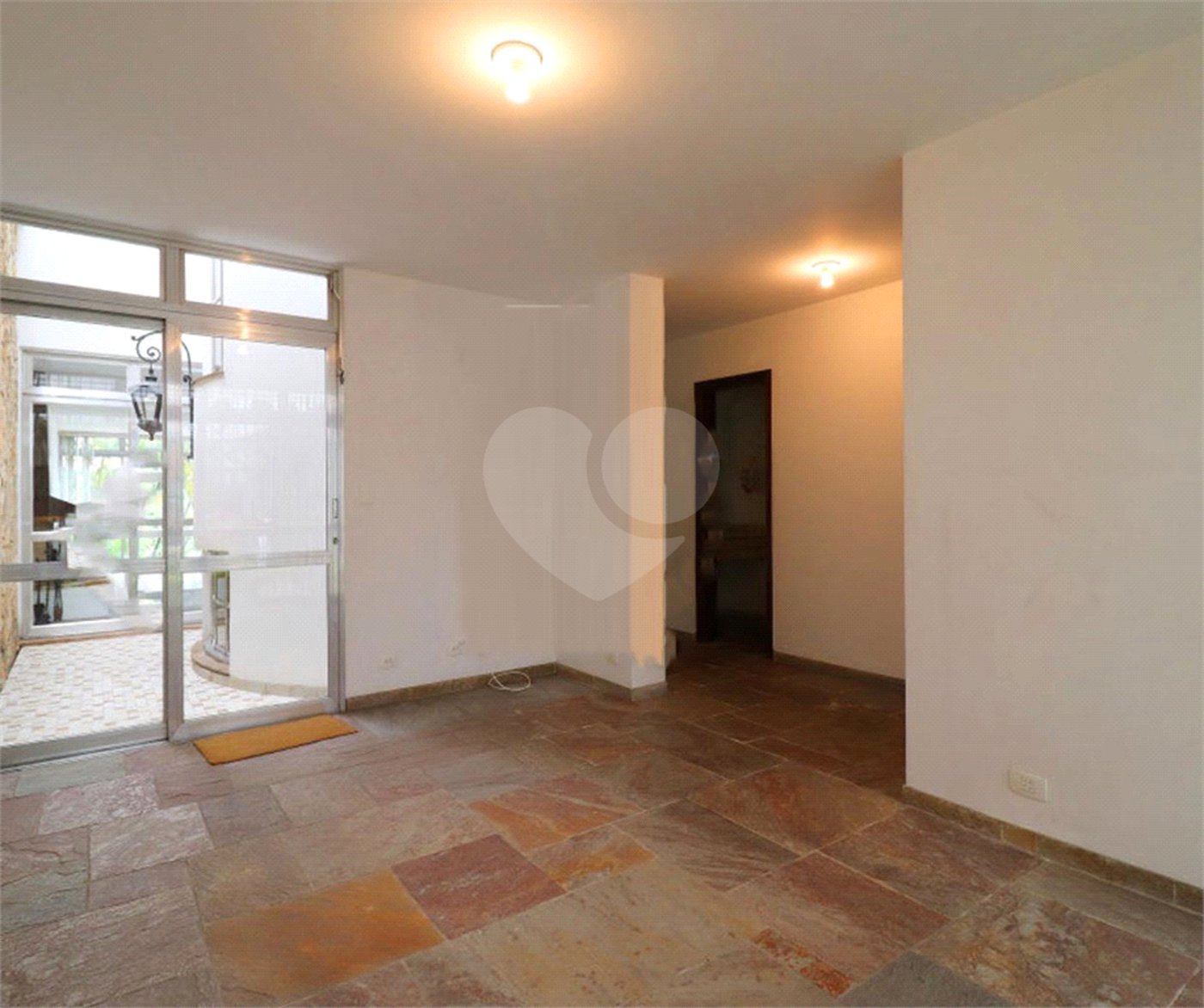 Casa Térrea à venda com 6 quartos, sendo 4 suítes, em Brooklin Paulista, São Paulo, SP