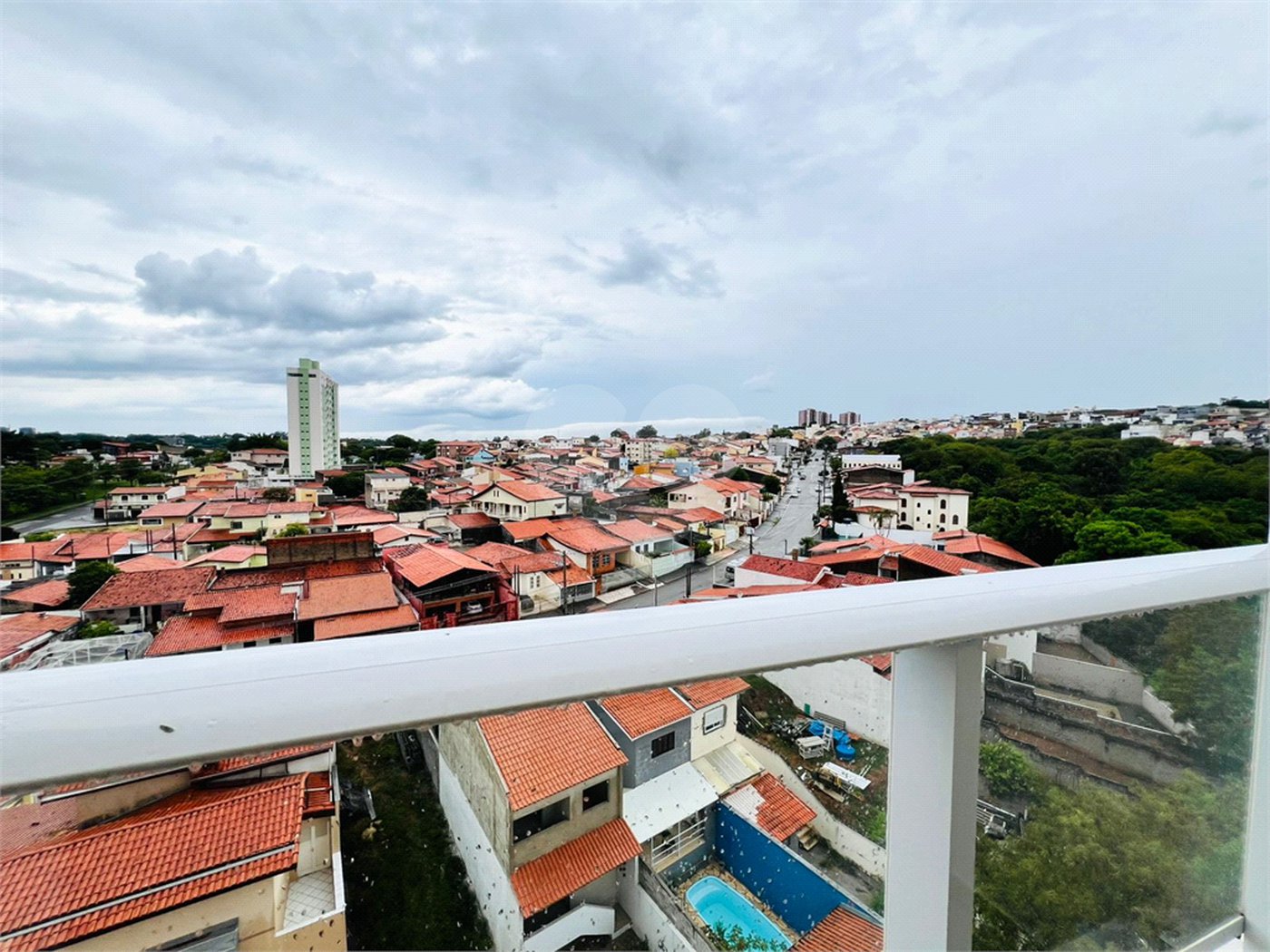 Apartamento para alugar com 2 quartos, sendo 1 suíte, em Jardim Piratininga, Sorocaba, SP