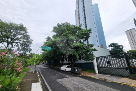 Apartamento à venda com 3 suítes no Centro, Sorocaba, SP