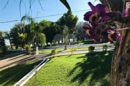 Sítio à venda com 6 suítes em Vila Zalla, Laranjal Paulista, SP