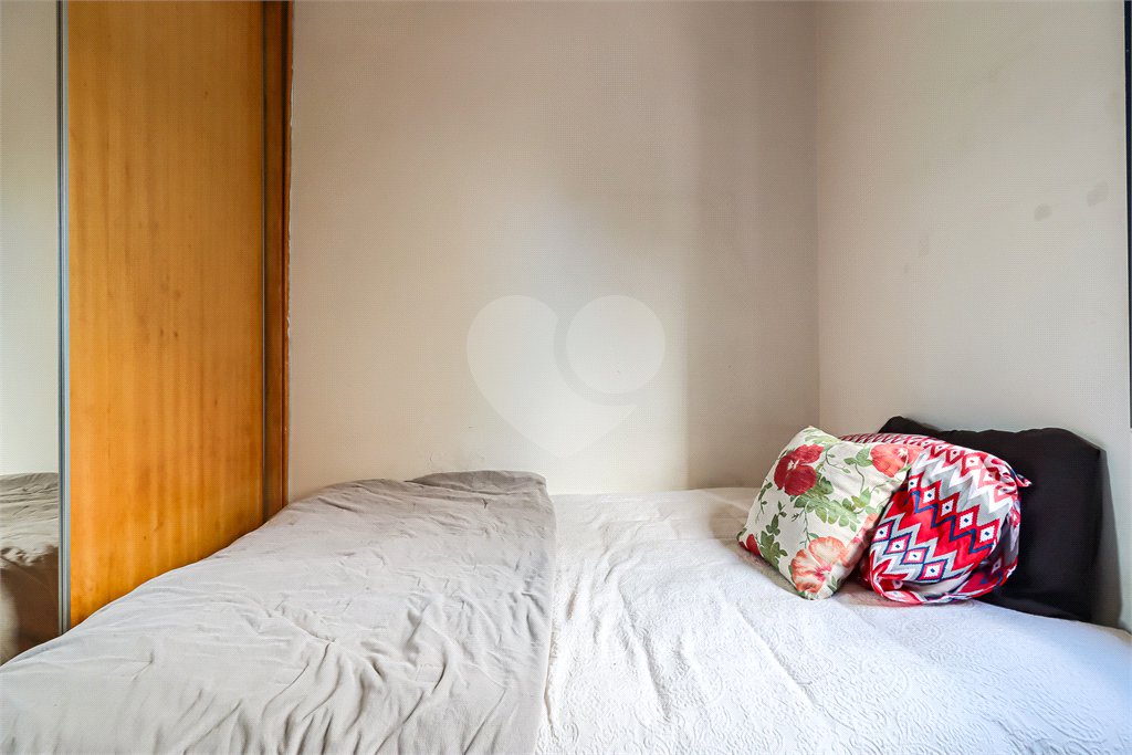 Apartamento à venda com 3 quartos, sendo 1 suíte,  em Vila Ipojuca, São Paulo, SP