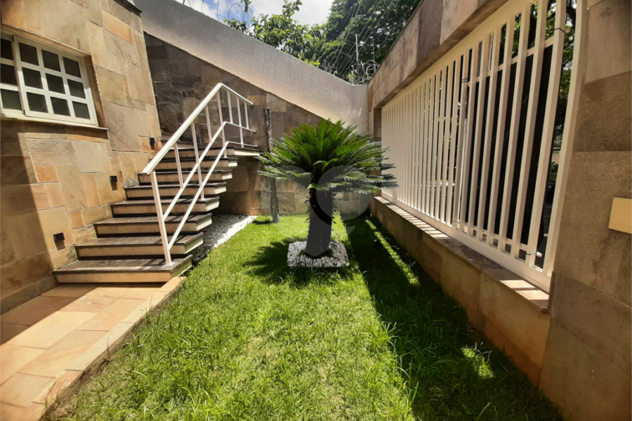 Casa Térrea à venda ou para alugar com 4 suítes em Jardim São Bento, São Paulo, SP