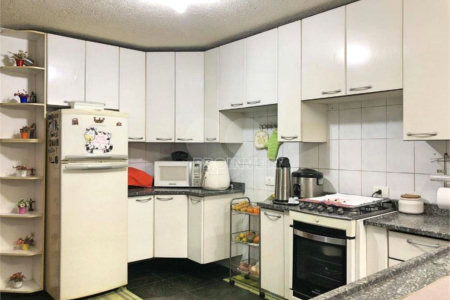 Sobrado à venda com 5 quartos, sendo 1 suíte, em Jardim São Jorge (raposo Tavares), São Paulo, SP
