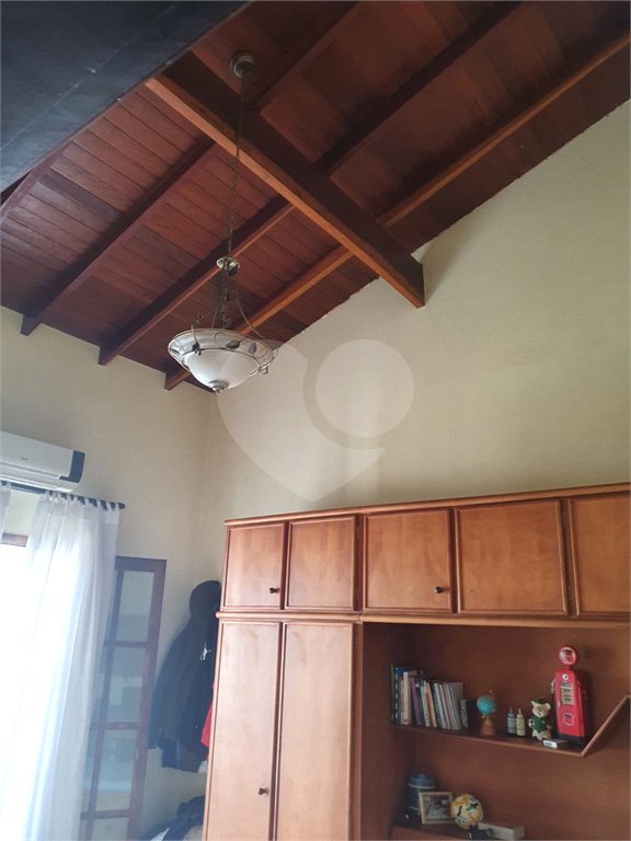 Casa à venda com 4 quartos, sendo 2 suítes,  em Mogi Moderno, Mogi das Cruzes, SP