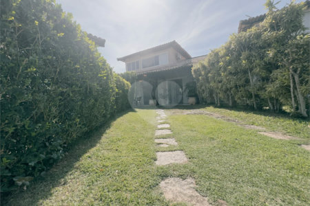 Casa em condomínio à venda com 4 quartos, sendo 3 suítes, em Manguinhos, Armação dos Búzios, RJ