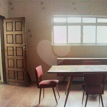 Casa à venda com 5 quartos, sendo 1 suíte, em Cidade Vargas, São Paulo, SP