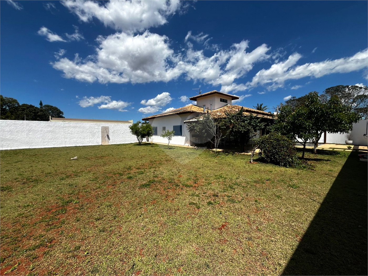 Casa à venda com 4 quartos, sendo 2 suítes,  em Vila São Gonçalo, Itapetininga, SP