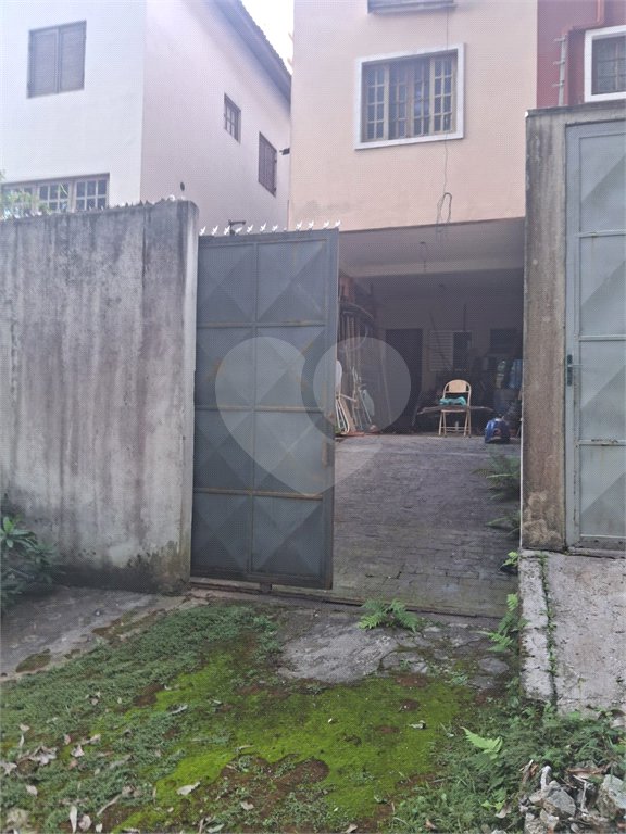Casa de Vila à venda com 3 quartos, sendo 1 suíte, em Paraíso do Morumbi, São Paulo, SP