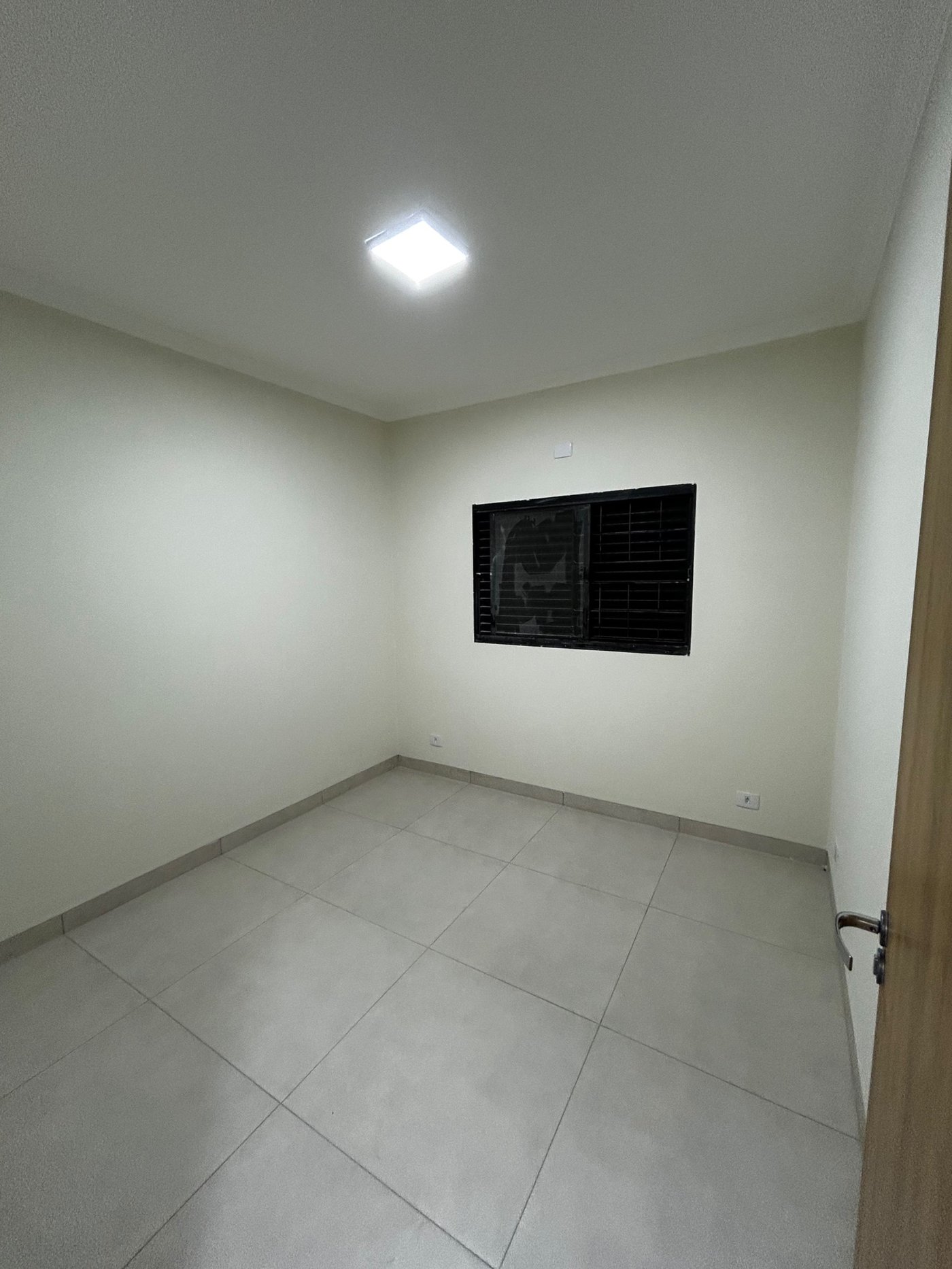 Casa à venda com 3 quartos, sendo 1 suíte,  em Bela Vista da Lagoa, Três Lagoas, MS