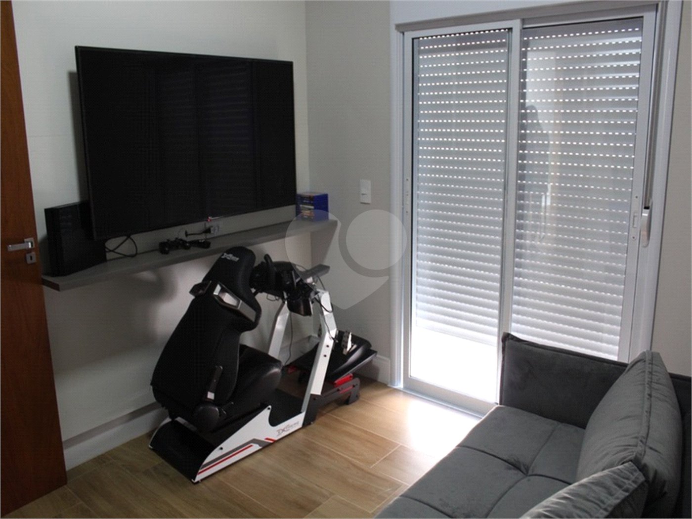 Casa à venda com 3 quartos, sendo 2 suítes, no condomínio Residencial Mantova, Indaiatuba - SP