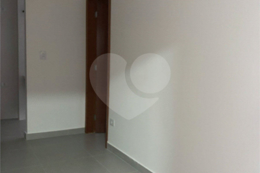 Casa à venda com 2 quartos, sendo 1 suíte, no condomínio Maracujas, São Paulo - SP