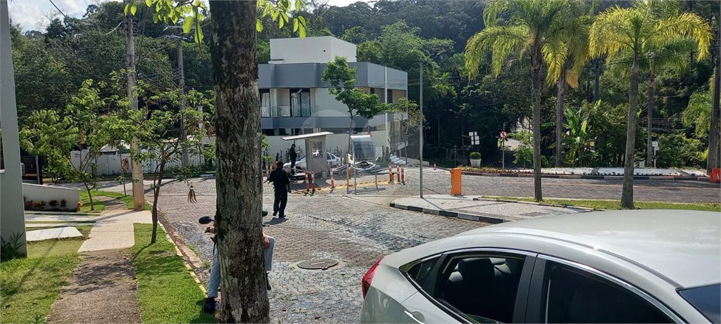 Terreno à venda no condomínio Reserva da Cantareiara, São Paulo - SP