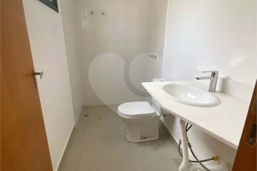 Casa à venda com 3 suítes em Chácara Roselândia, Cotia, SP