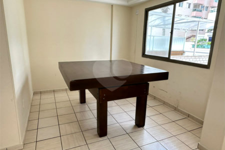 Apartamento à venda com 2 quartos, sendo 1 suíte,  em Aviação, Praia Grande, SP