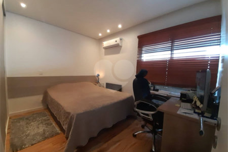 Apartamento à venda com 1 suíte em Parque Industrial Tomas Edson, São Paulo, SP