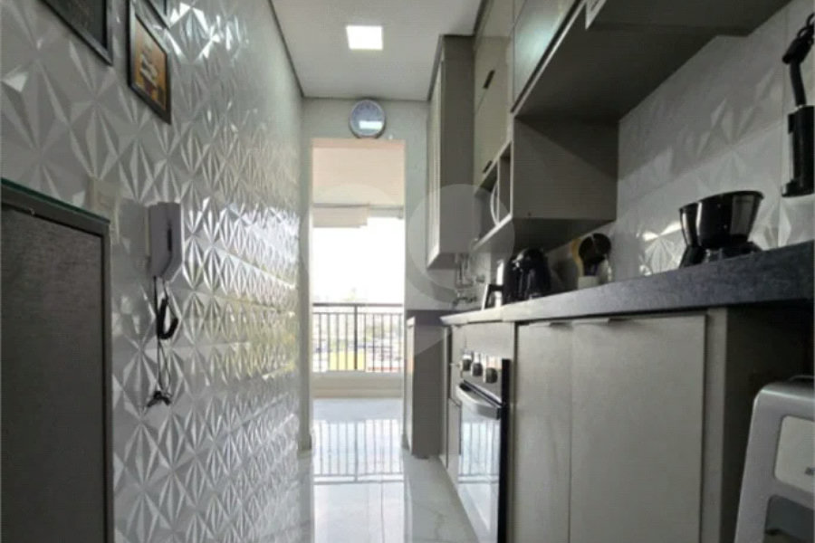 Apartamento à venda com 3 quartos, sendo 1 suíte,  em Vila Guilherme, São Paulo, SP