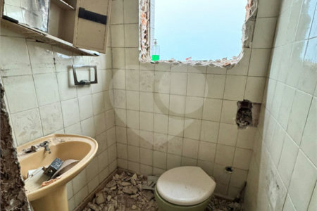 Casa à venda com 3 quartos, sendo 1 suíte,  em Vila Mazzei, São Paulo, SP