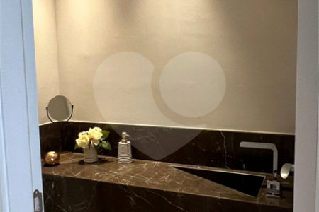 Apartamento à venda com 3 suítes em Água Branca, São Paulo, SP