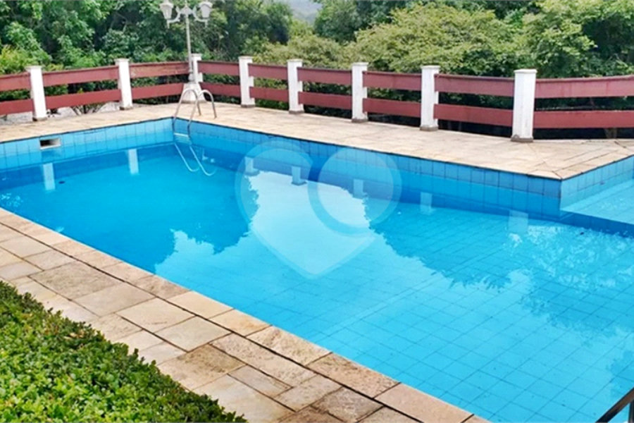 Casa à venda com 4 suítes no condomínio Alpes da Cantareira, Mairiporã - SP
