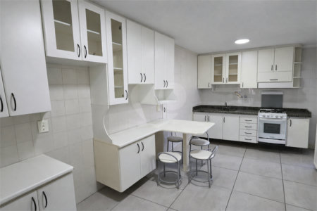 Apartamento à venda com 3 quartos, sendo 1 suíte, em Vila Roma, Itu, SP