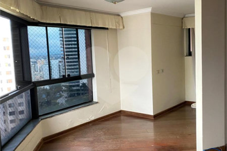 Apartamento à venda com 4 quartos, sendo 3 suítes, em Vila Suzana, São Paulo, SP