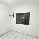 Casa à venda com 4 quartos, sendo 1 suíte, em Jardim Roberto Selmi Dei, Araraquara, SP