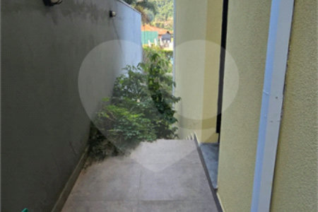 Casa à venda com 3 suítes em Jardim Nova América, Louveira, SP