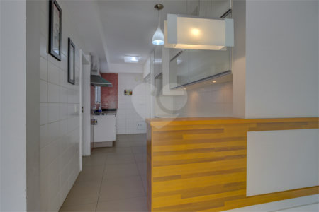 Apartamento à venda com 4 quartos, sendo 3 suítes, em Alto da Boa Vista, São Paulo, SP
