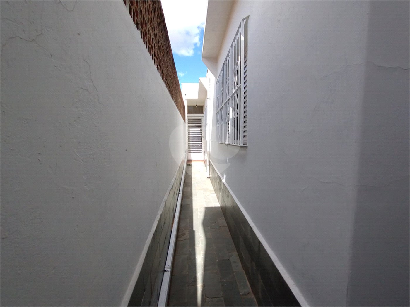 Casa à venda ou para alugar com 4 quartos, sendo 3 suítes,  no Centro, Itapetininga, SP