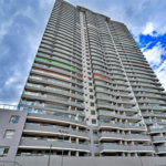 Apartamento à venda com 4 quartos, sendo 2 suítes,  em Jardim das Acácias, São Paulo, SP