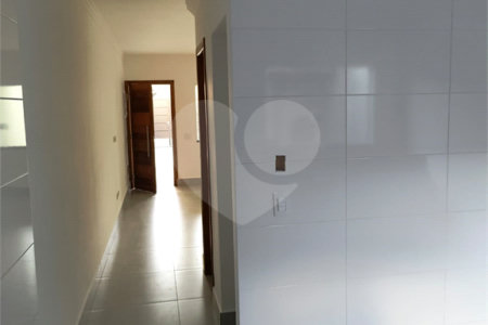 Sobrado à venda com 3 quartos, sendo 1 suíte,  em Vila Nivi, São Paulo, SP