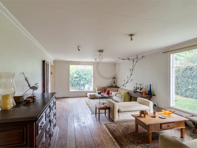 Casa à venda com 3 quartos, sendo 2 suítes,  em Alto da Boa Vista, São Paulo, SP