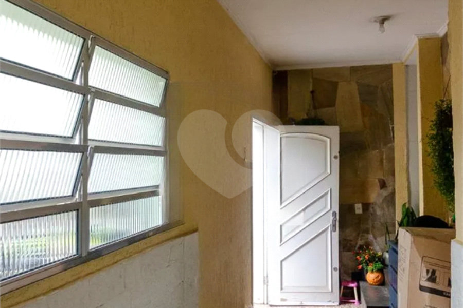 Sobrado à venda com 4 quartos, sendo 2 suítes,  em Jardim Líbano, São Paulo, SP