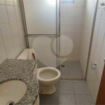 Apartamento no Condomínio Joan Miro .