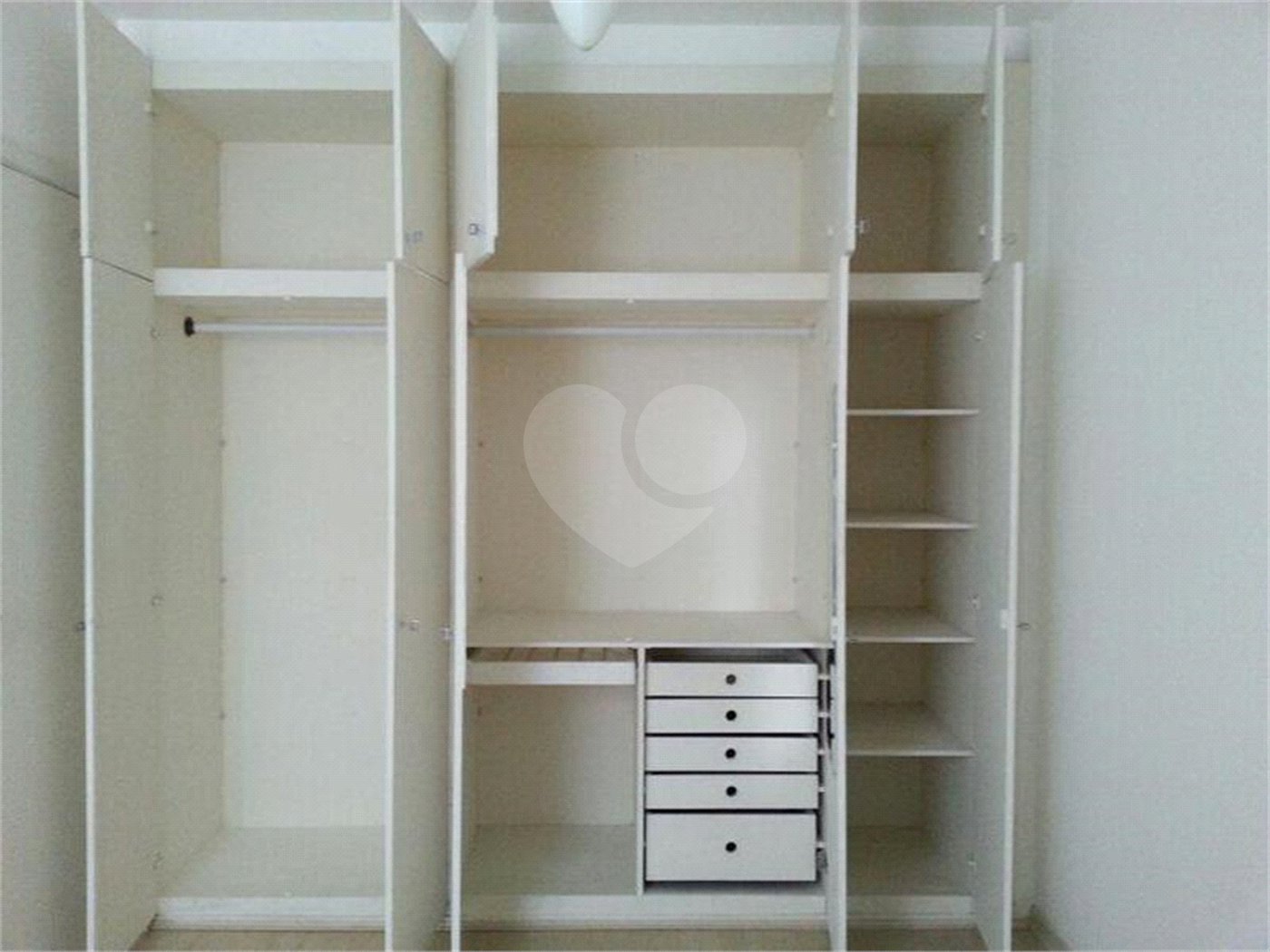 Apartamento à venda com 2 quartos em Real Parque, São Paulo, SP