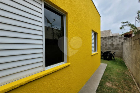 Casa à venda com 2 quartos no condomínio Novo Horizonte, Itapetininga - SP