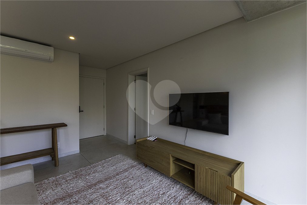 Apartamento à venda ou para alugar com 1 suíte em Jardim das Bandeiras, São Paulo, SP