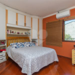 Casa à venda com 3 suítes em Jardim Prudência, São Paulo, SP