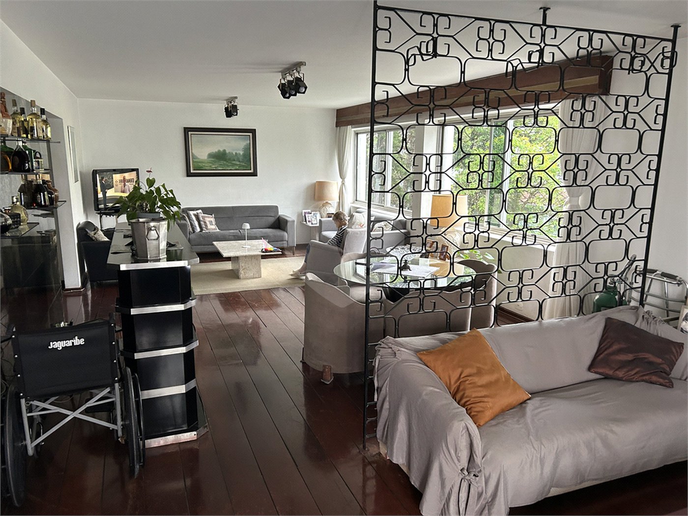 Apartamento à venda com 3 quartos, sendo 1 suíte, em Vila Nova Conceição, São Paulo, SP