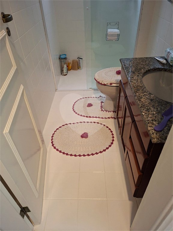 Apartamento à venda com 2 quartos em Parque Maria Domitila, São Paulo, SP