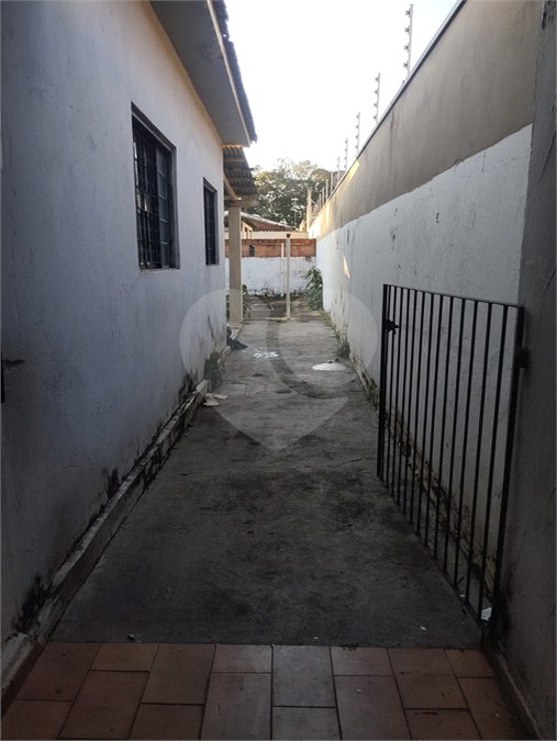 Casa Térrea à venda com 3 quartos, sendo 1 suíte, em Vila Xavier (vila Xavier), Araraquara, SP