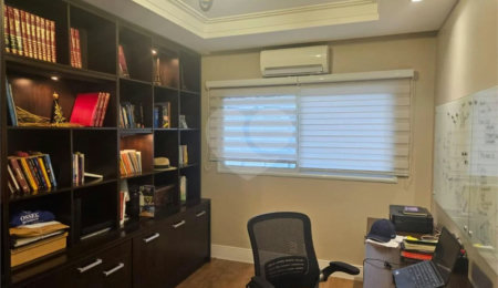 Sobrado à venda com 4 quartos, sendo 2 suítes,  em Brooklin Paulista, São Paulo, SP